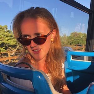 Meet your Posher, Angelica